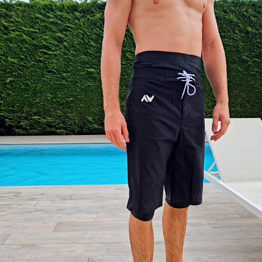face avant du short de bain noir awrah
