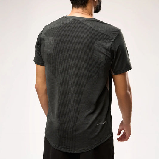 Vue arrière d’un T-shirt ClimaDry gris – coupe longue pudique couvrant la awrah jusqu’en bas du dos